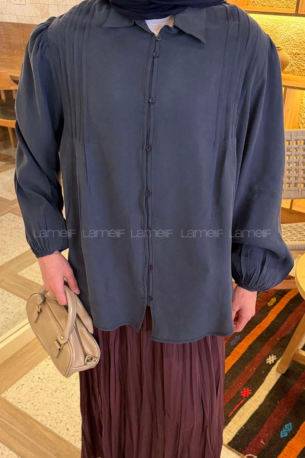 Navy Blue Shirt Collar Long Arm Cotton Unprinted Shirt