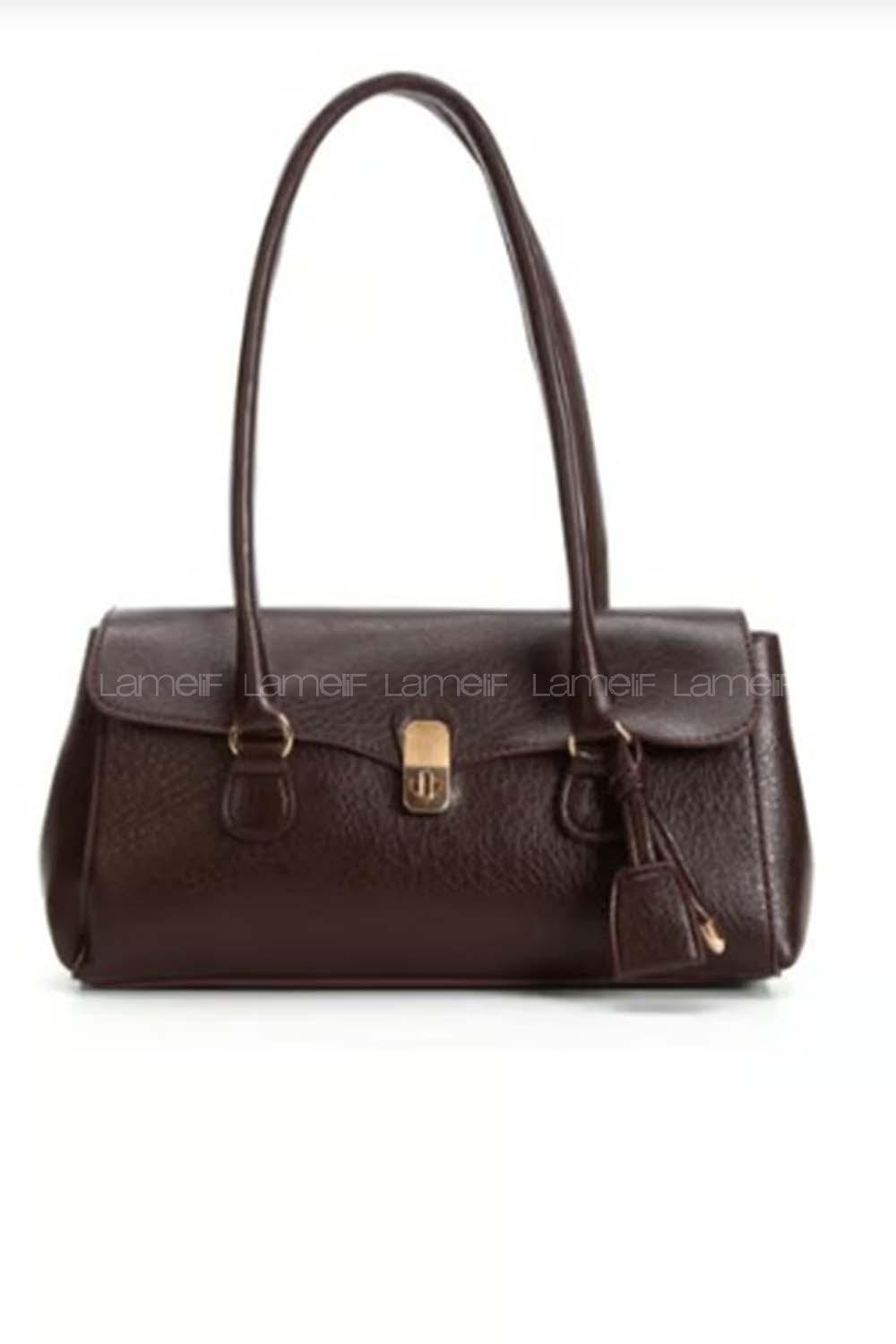 Lamelif Tokalı Deri Charmlı Yatay Klasik Omuz Çantası Acı Kahve