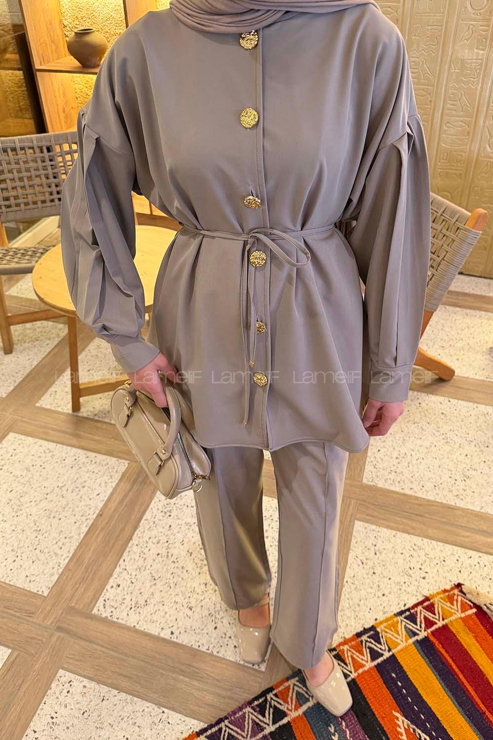 Lamelif Gold Düğme Detaylı Pantolonlu Takım Açık Gri