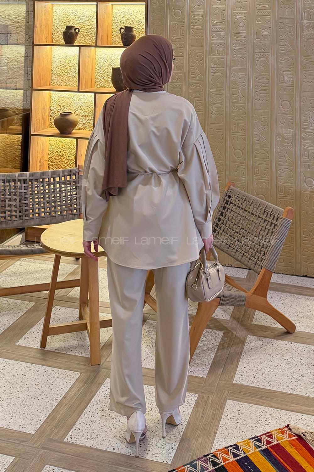 Lamelif Gold Düğme Detaylı Pantolonlu Takım Açık Taş Rengi