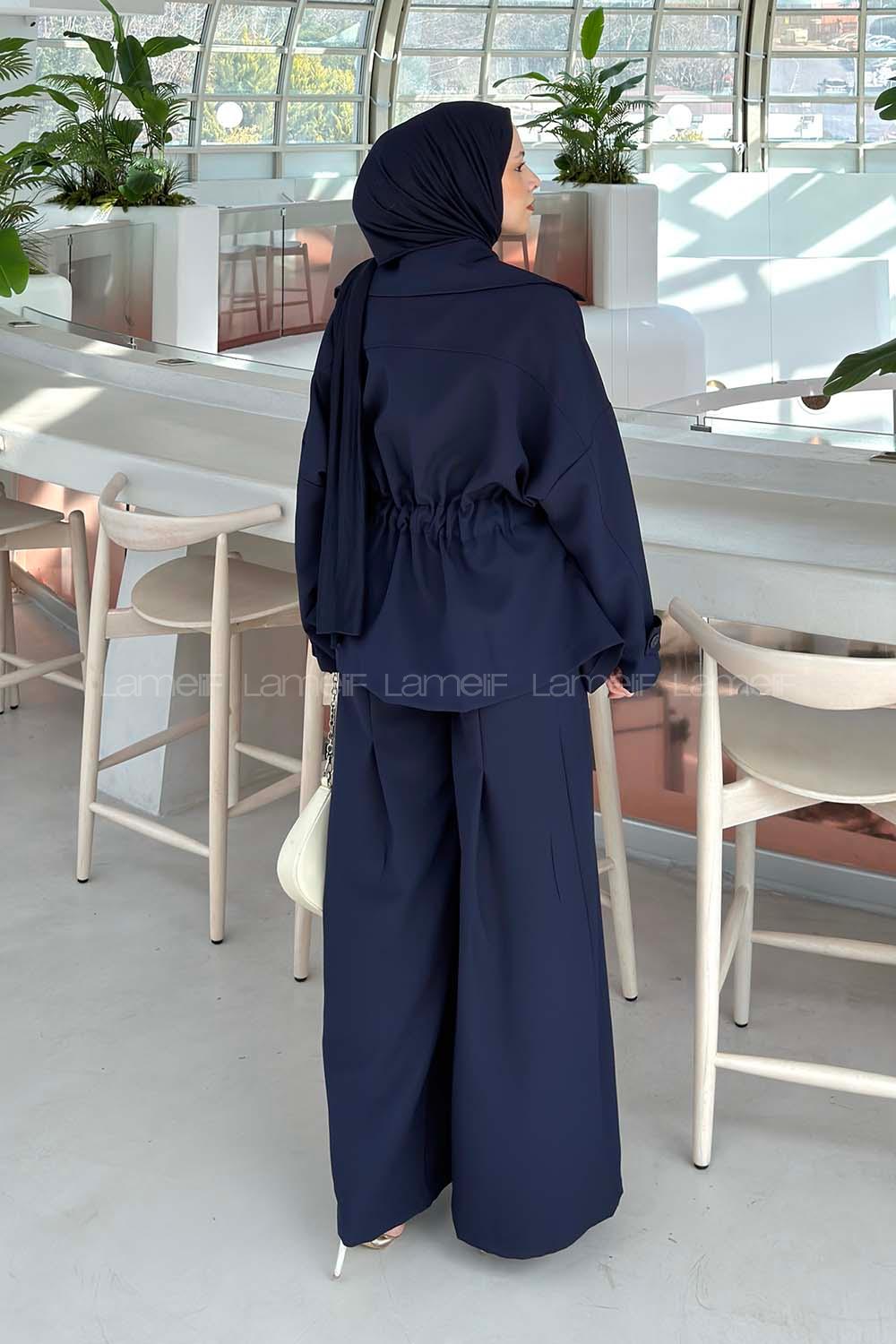 Lamelif Büyük Yaka Detaylı Pantolonlu Takım Lacivert