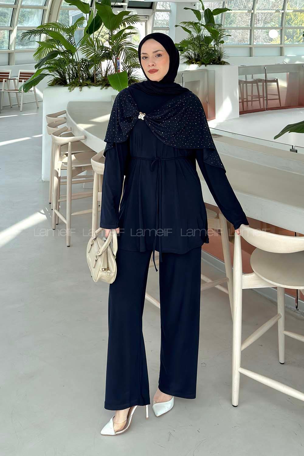 Lamelif Taş Detaylı Pelerinli Pantolon Takım Lacivert