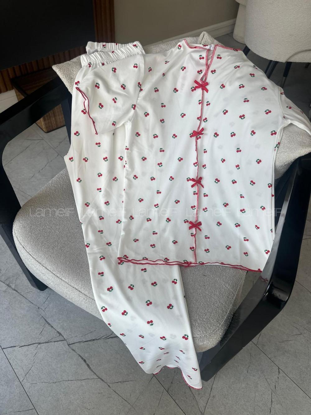 Lamelif Kadın Kiraz Desenli Fiyonk Özel Dikiş Pijama Takımı