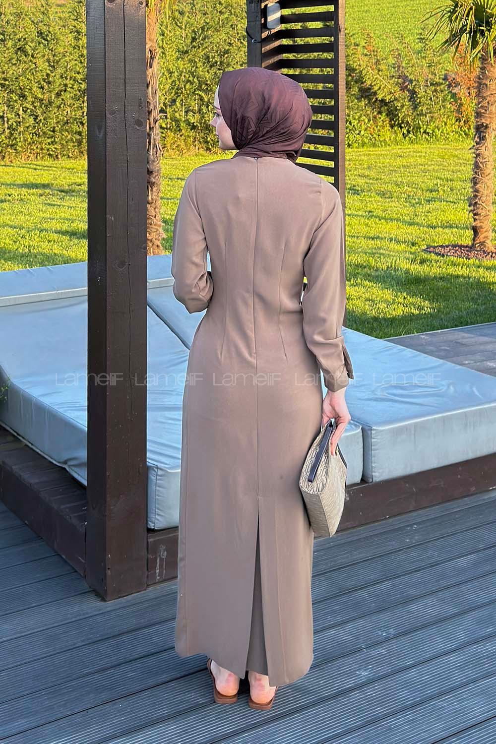 Lamelif Gold Toka Detaylı Drapeli Elbise Soft Kahve