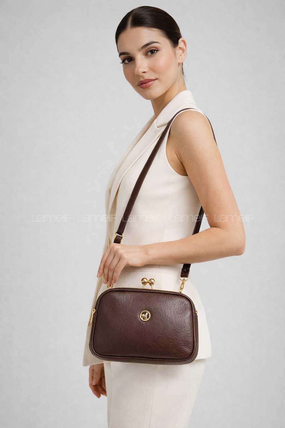 Lamelif Kadın Klipsli Çok Bölmeli Çapraz Çanta Acı Kahve