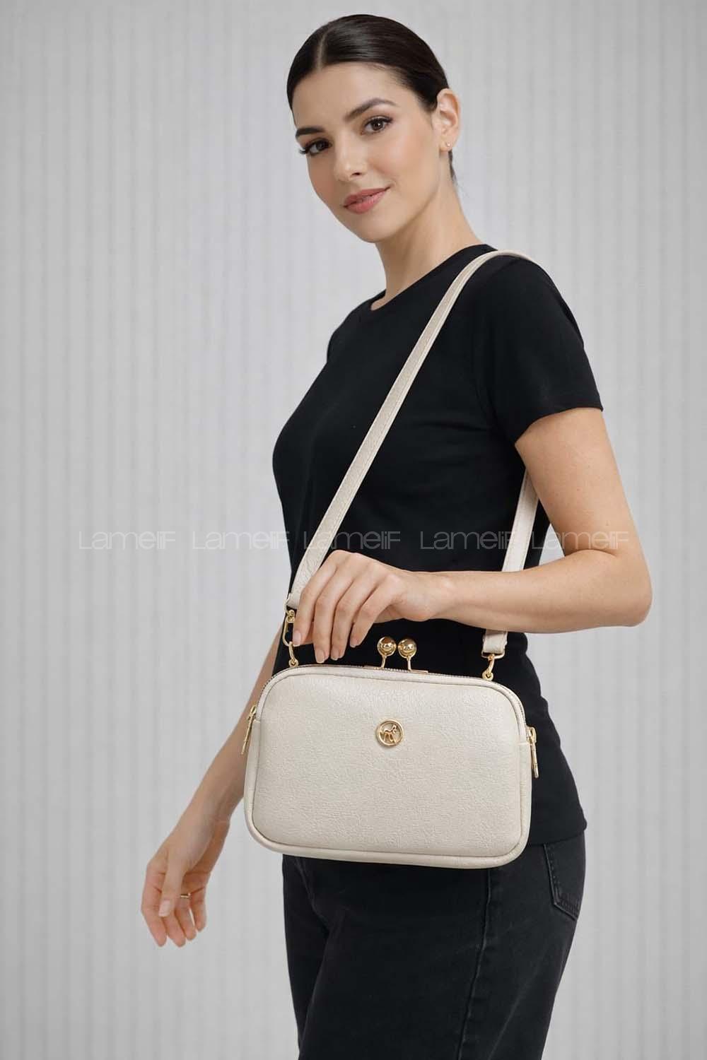 Lamelif Kadın Klipsli Çok Bölmeli Çapraz Çanta Krem