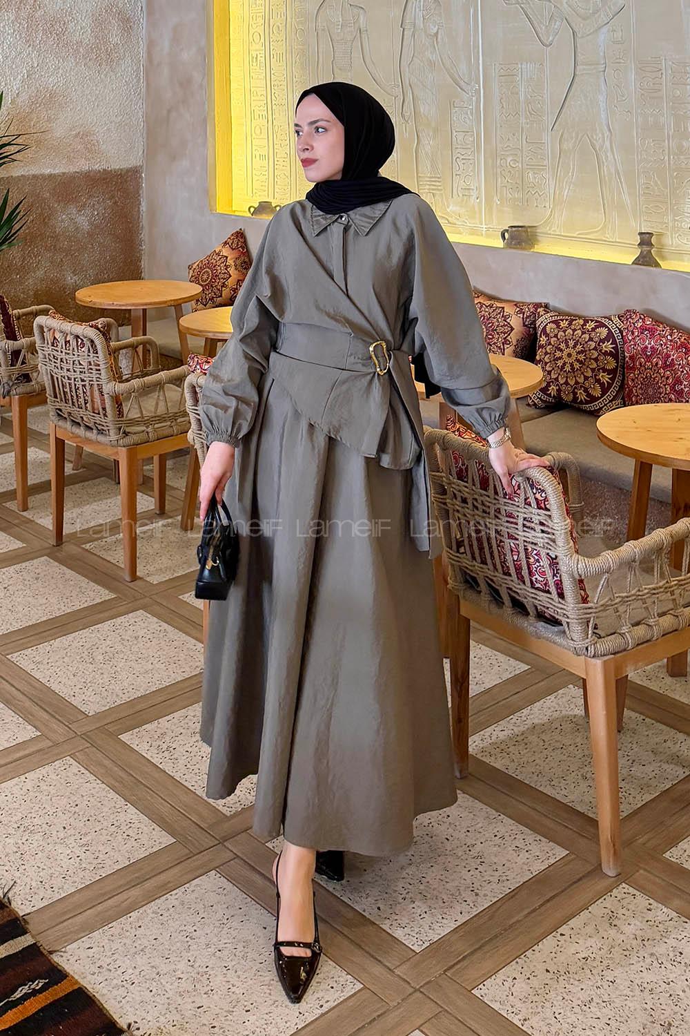 Lamelif Broş Detaylı Etekli Takım Vizonrengi