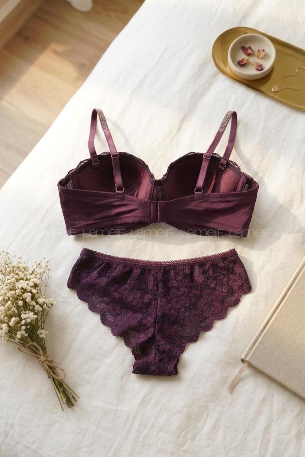 Lamelif Çıkarılabilir Askılı Lotus Takım