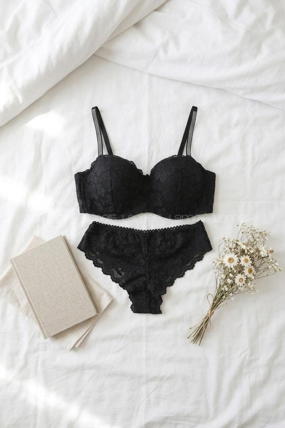 Lamelif Çıkarılabilir Askılı Lotus Takım