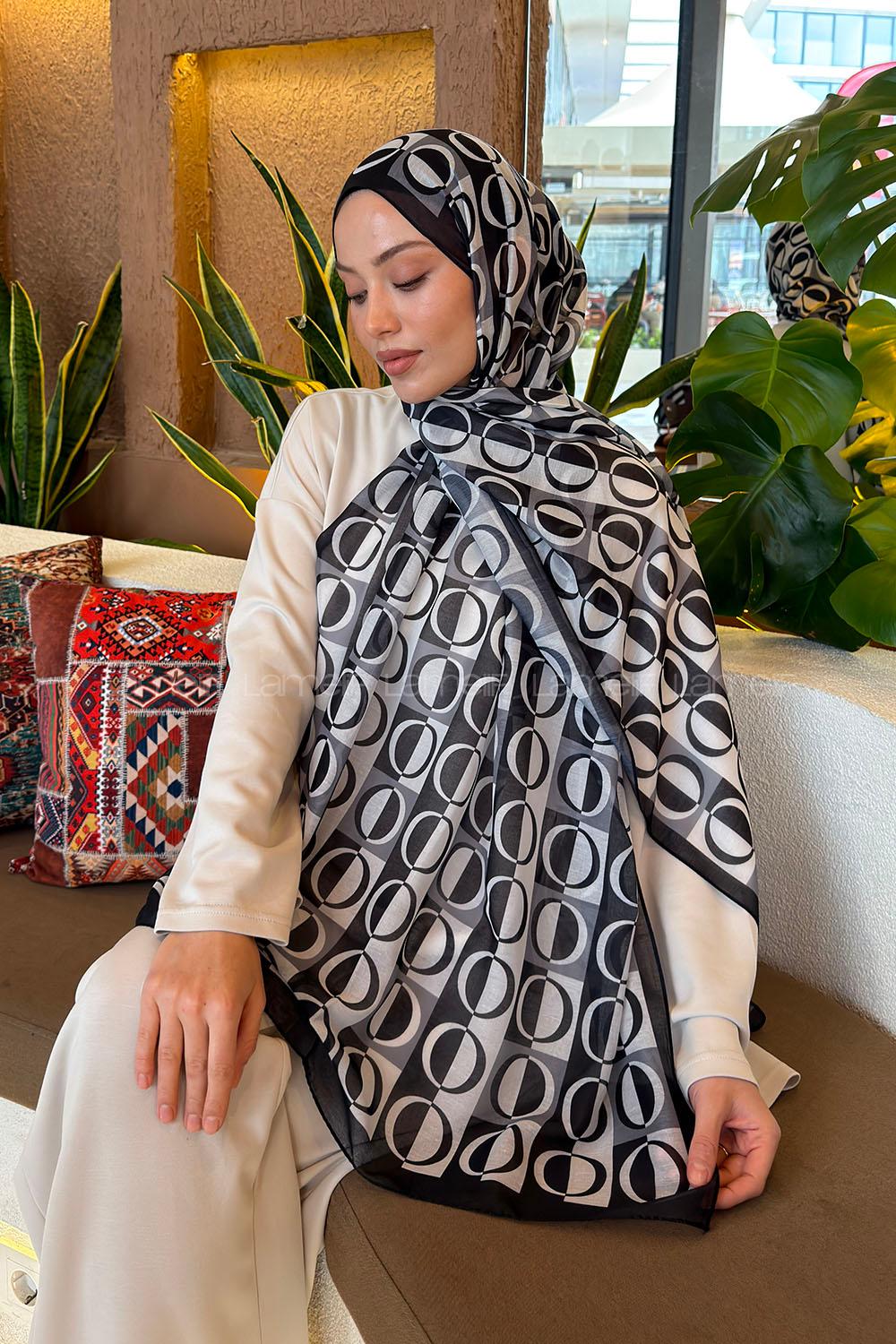 Lamelif Halka Desen Ferah Şal Siyah