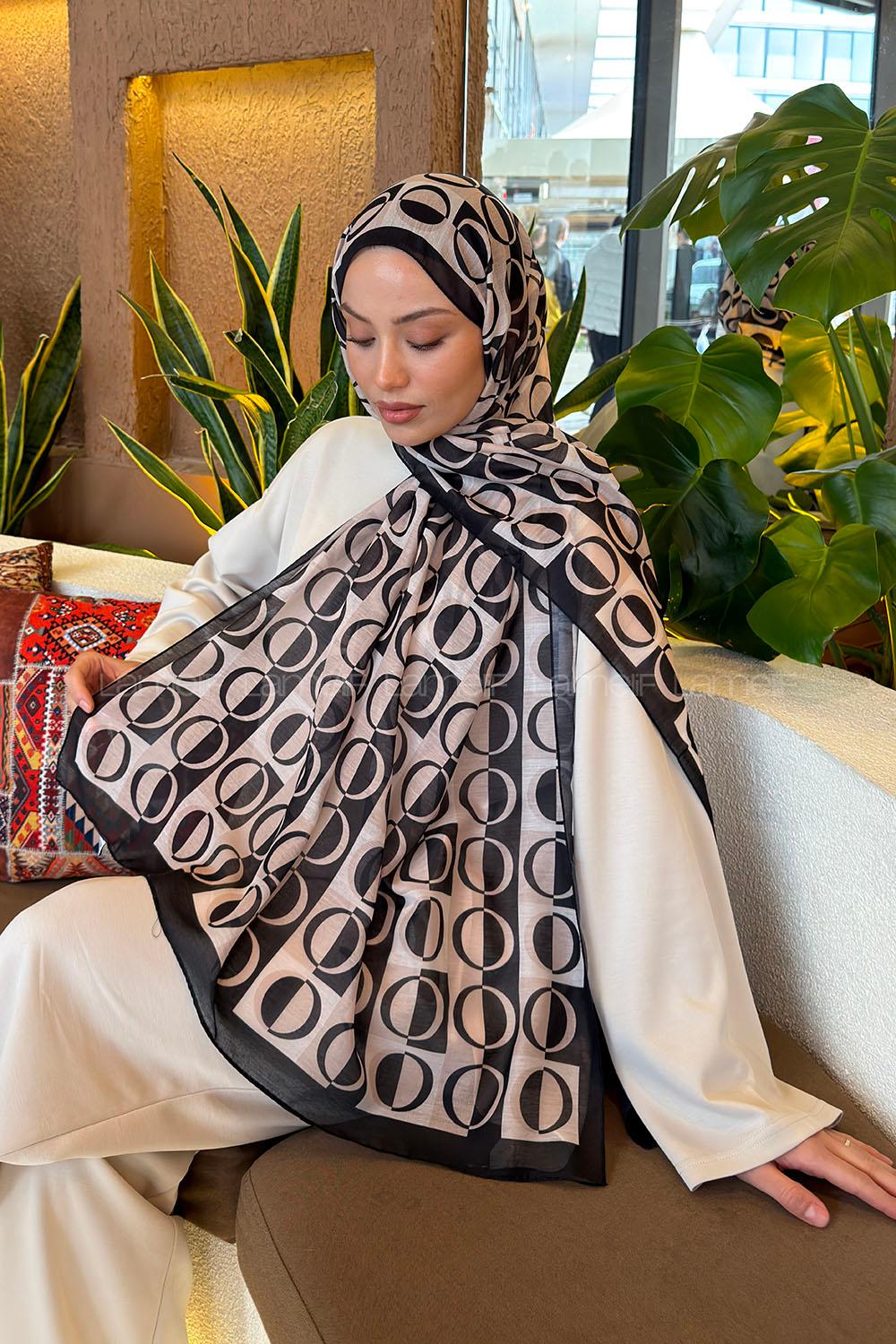 Lamelif Halka Desen Ferah Şal Siyah Bej