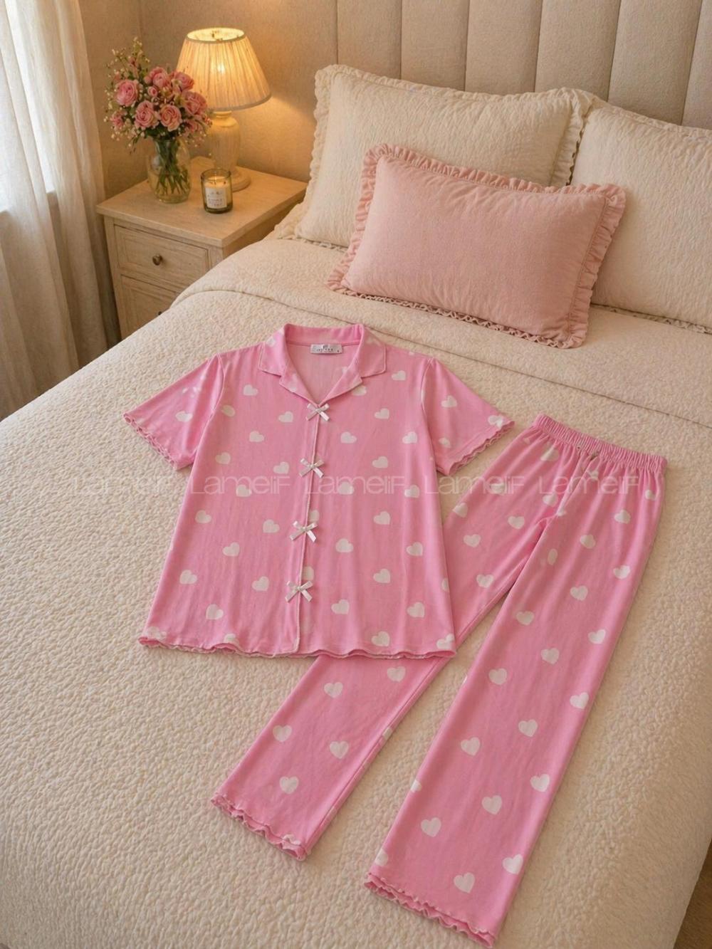 Lamelif Kadın Küçük Kalp  Minimal Desenli Fiyonk Özel Dikiş Pijama Takımı