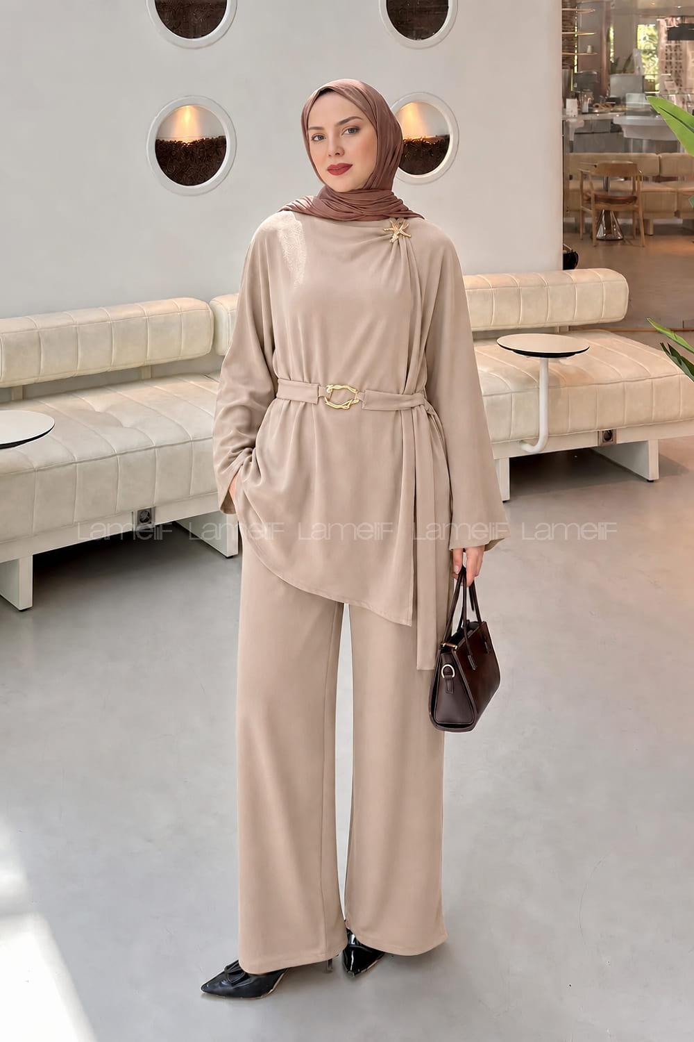 Lamelif Gold Broş Detaylı Pantolonlu Takım Vizonrengi