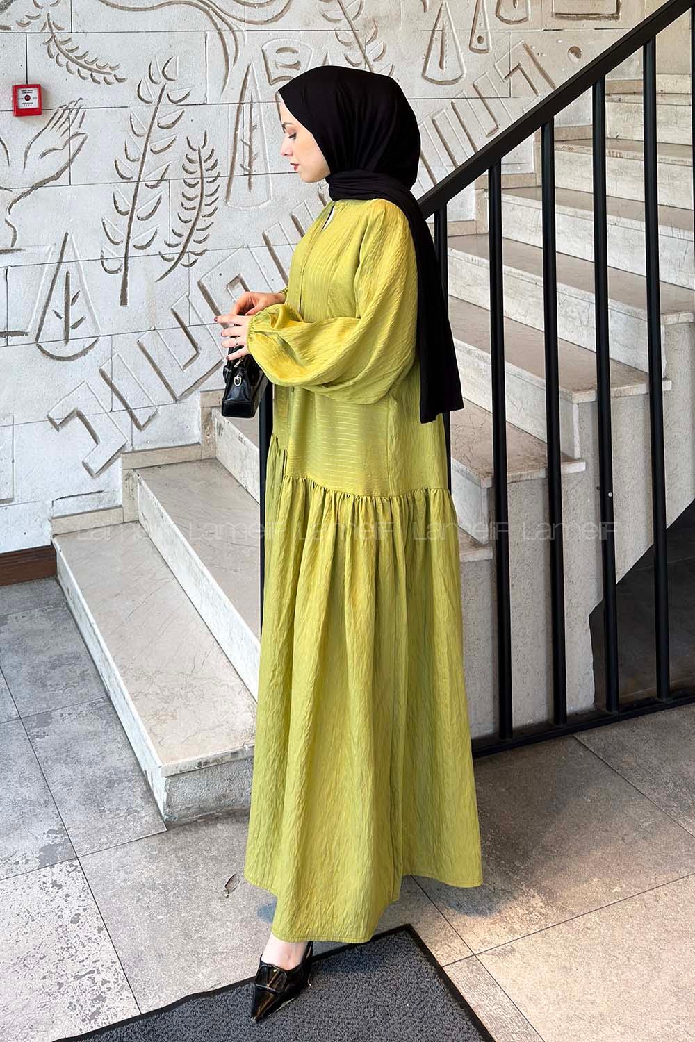 Lamelif Çizgi Detaylı Elbise Yağ Yeşili