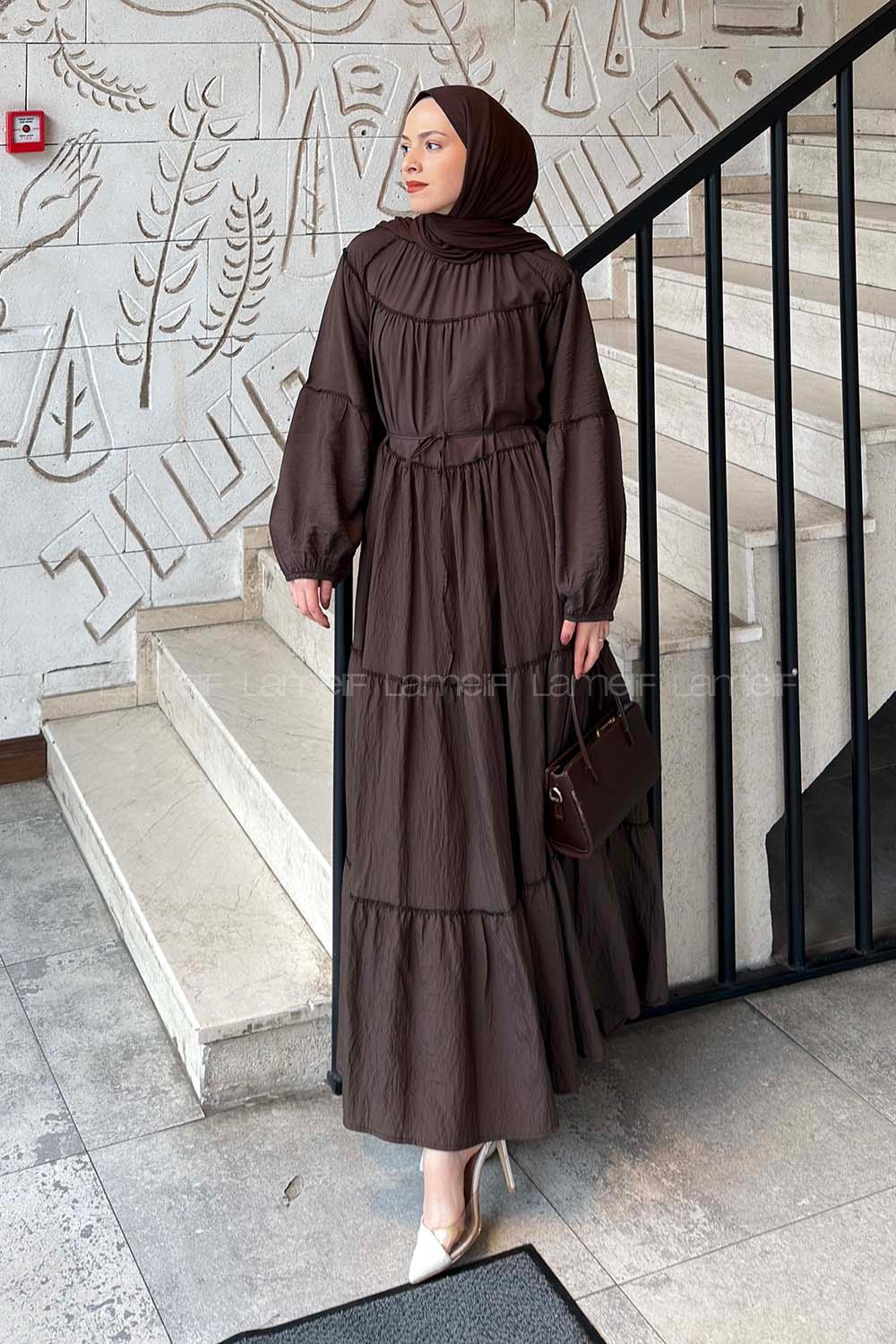 Lamelif Kat Detaylı Bağlamalı Elbise Acı Kahve