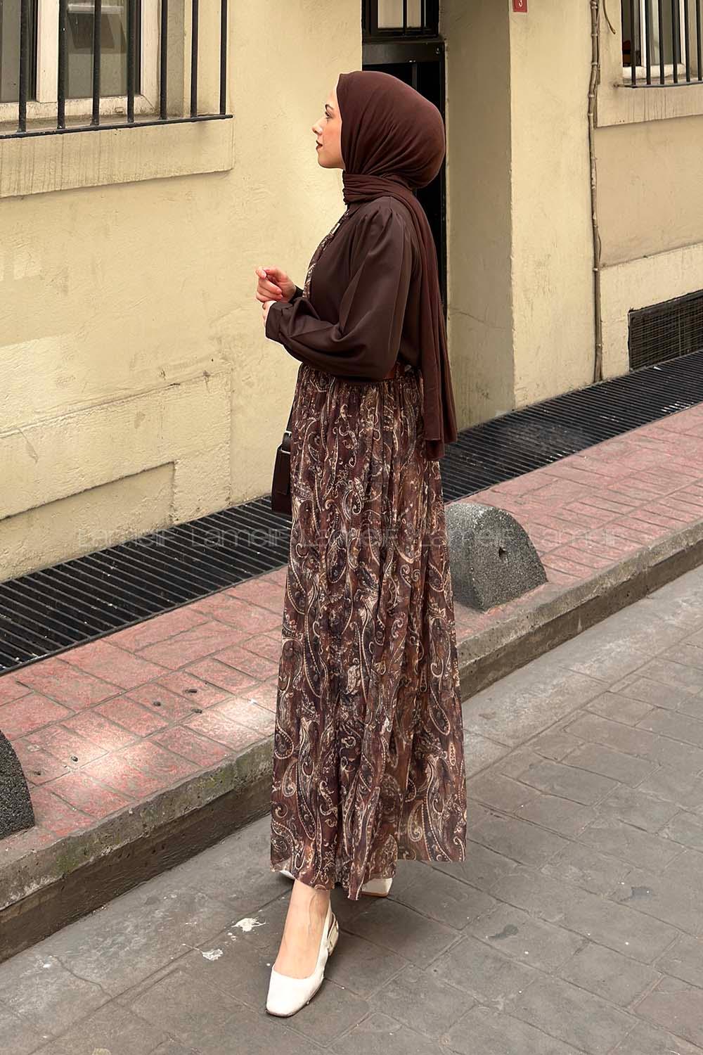 Lamelif Fular Detaylı Desenli Etekli Takım Acı Kahve