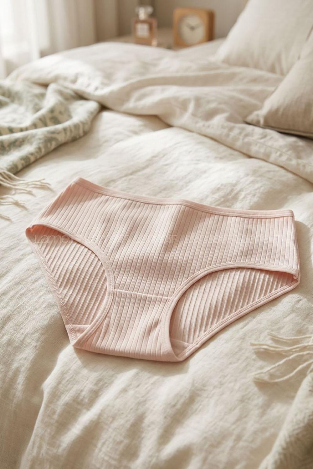 Soft Powder Cotton Fabric Scanties