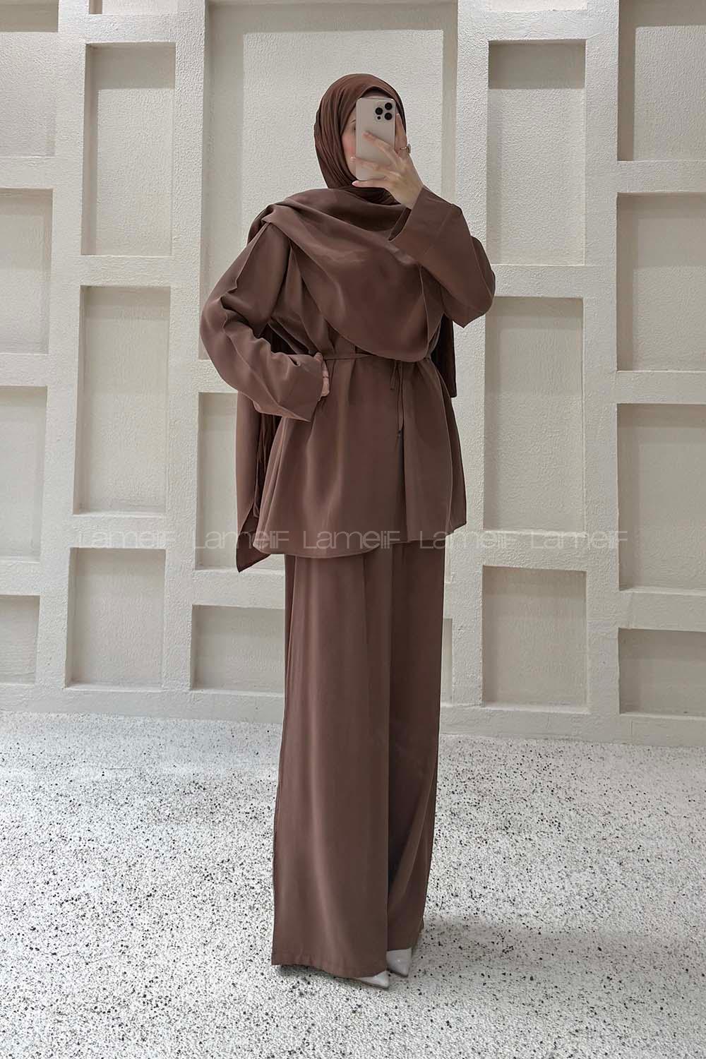 Lamelif Şal Detaylı Katlı Pantolonlu Takım Soft Kahve