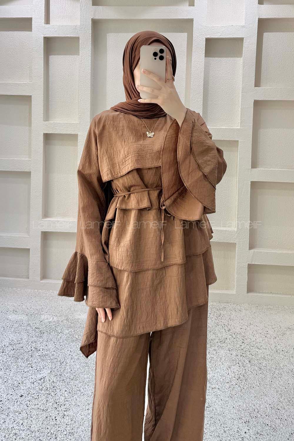 Brown Crew Neck Long Arm Crepe Fabric Regular Trousers Comfortable Suit