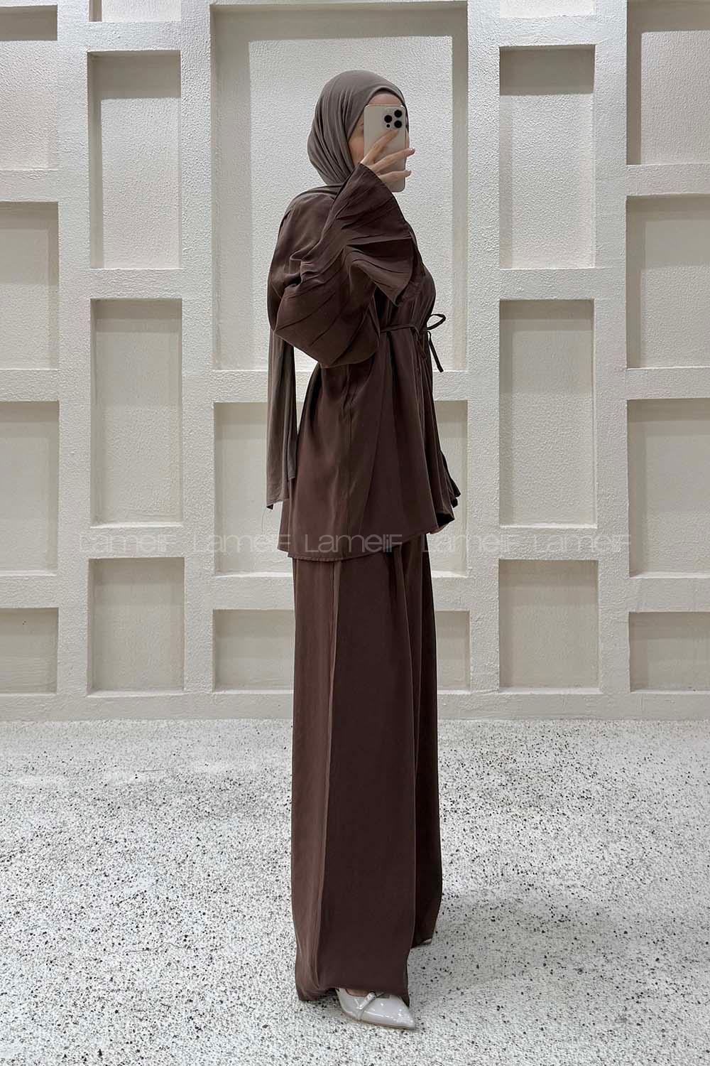 Bitter Brown Crew Neck Long Arm Cupra Regular Trousers Comfortable Suit