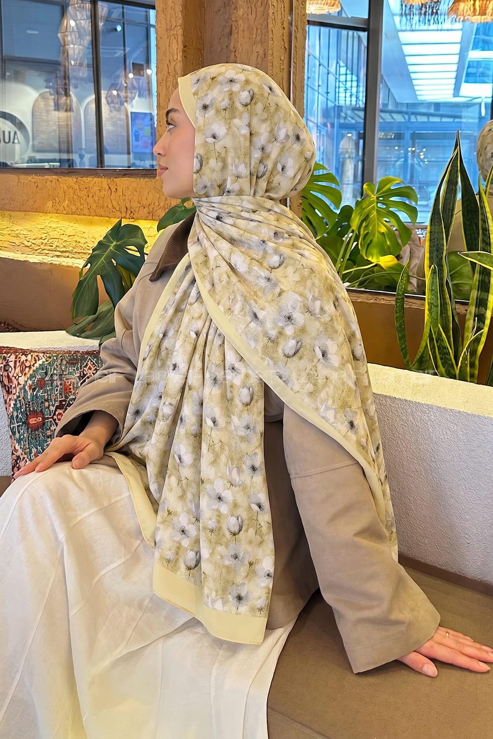 Lamelif Çiçek Desen Lara Soft Şal Sarı