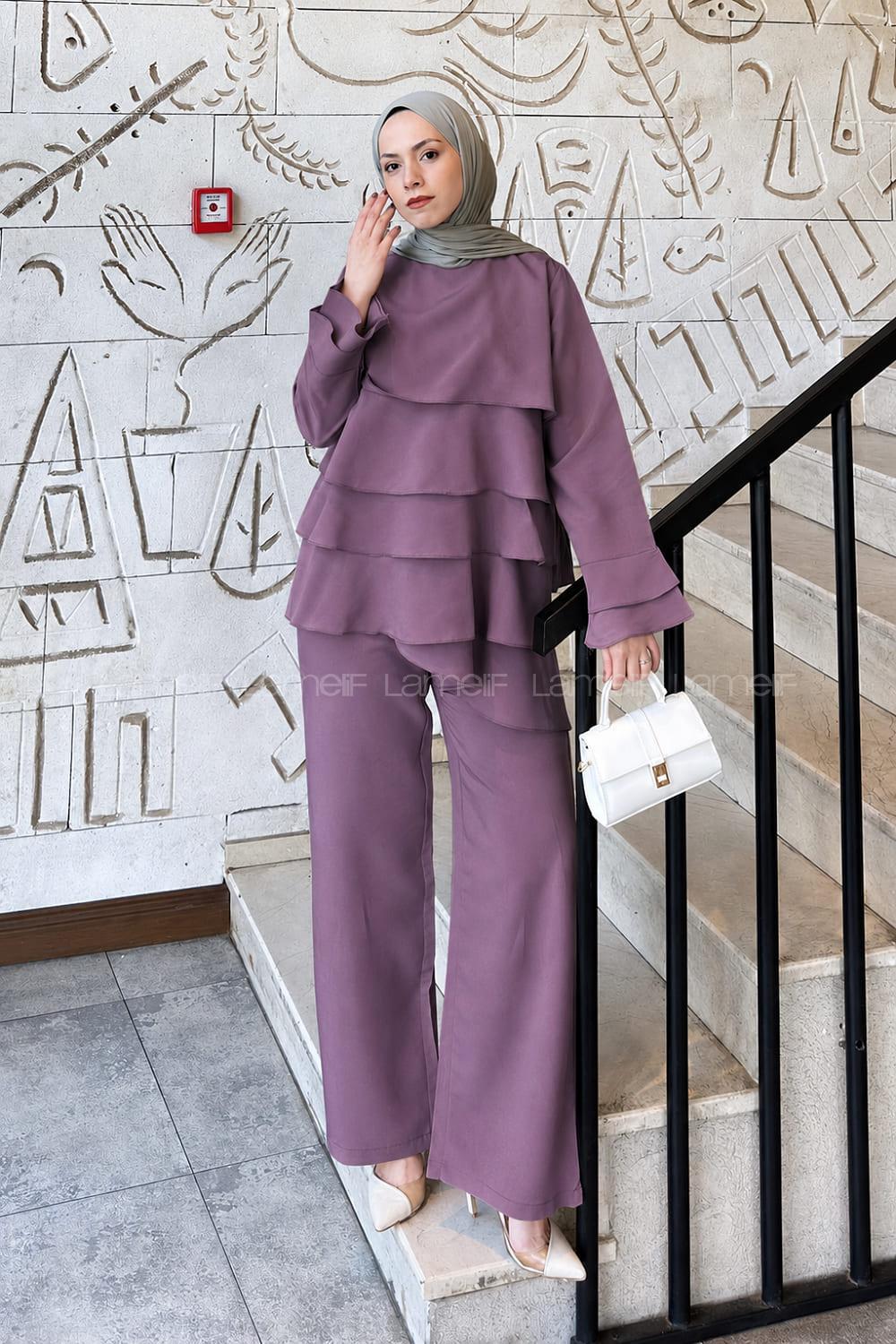 Lamelif Kat Detaylı Pantolonlu Takım Mürdüm