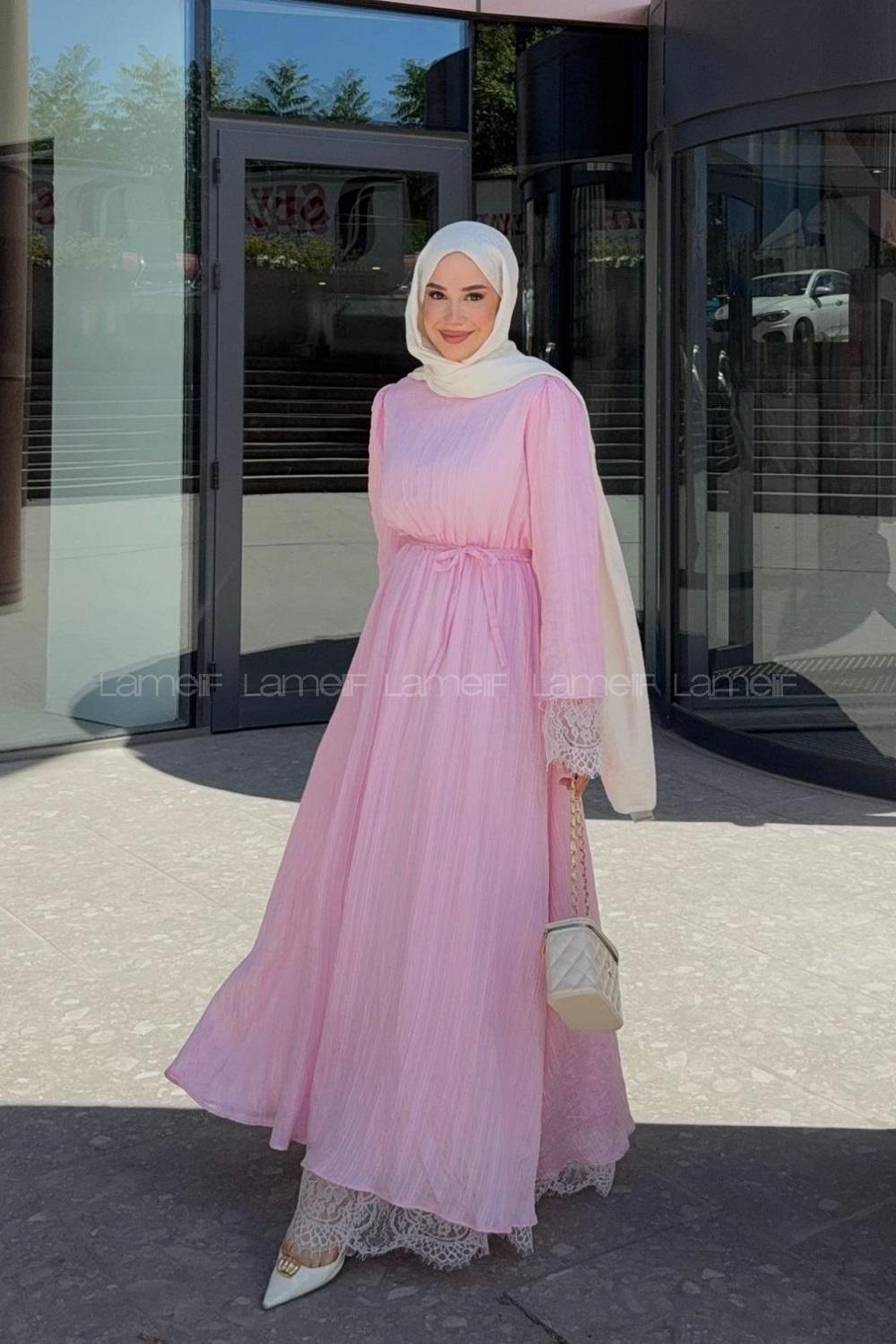Lamelif Dantel Detaylı Matteo Elbise Pembe