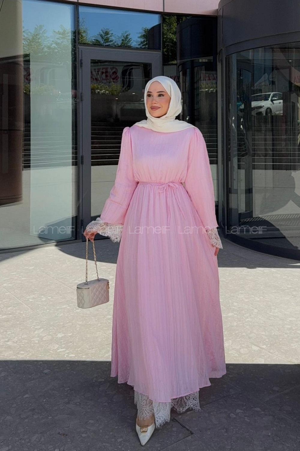 Lamelif Dantel Detaylı Matteo Elbise Pembe