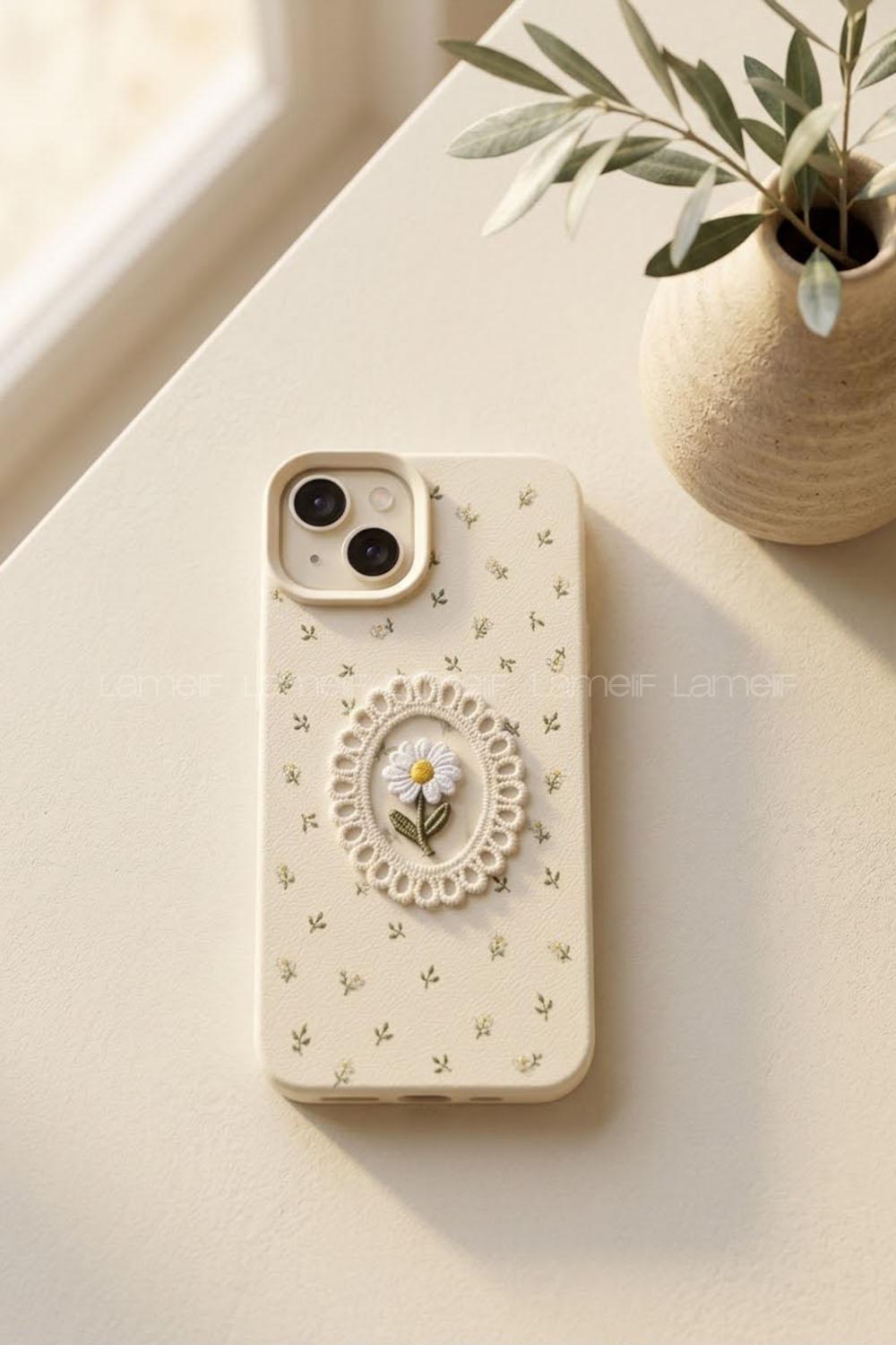 Lamelif iPhone13-14 Vision Trend Dantel Çerçeveli Nakış İşlemeli  Detaylı Kılıf