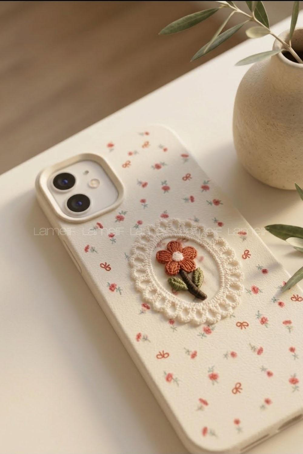 Lamelif iPhone 11 Vision Trend Dantel Çerçeveli Nakış İşlemeli  Detaylı Kılıf