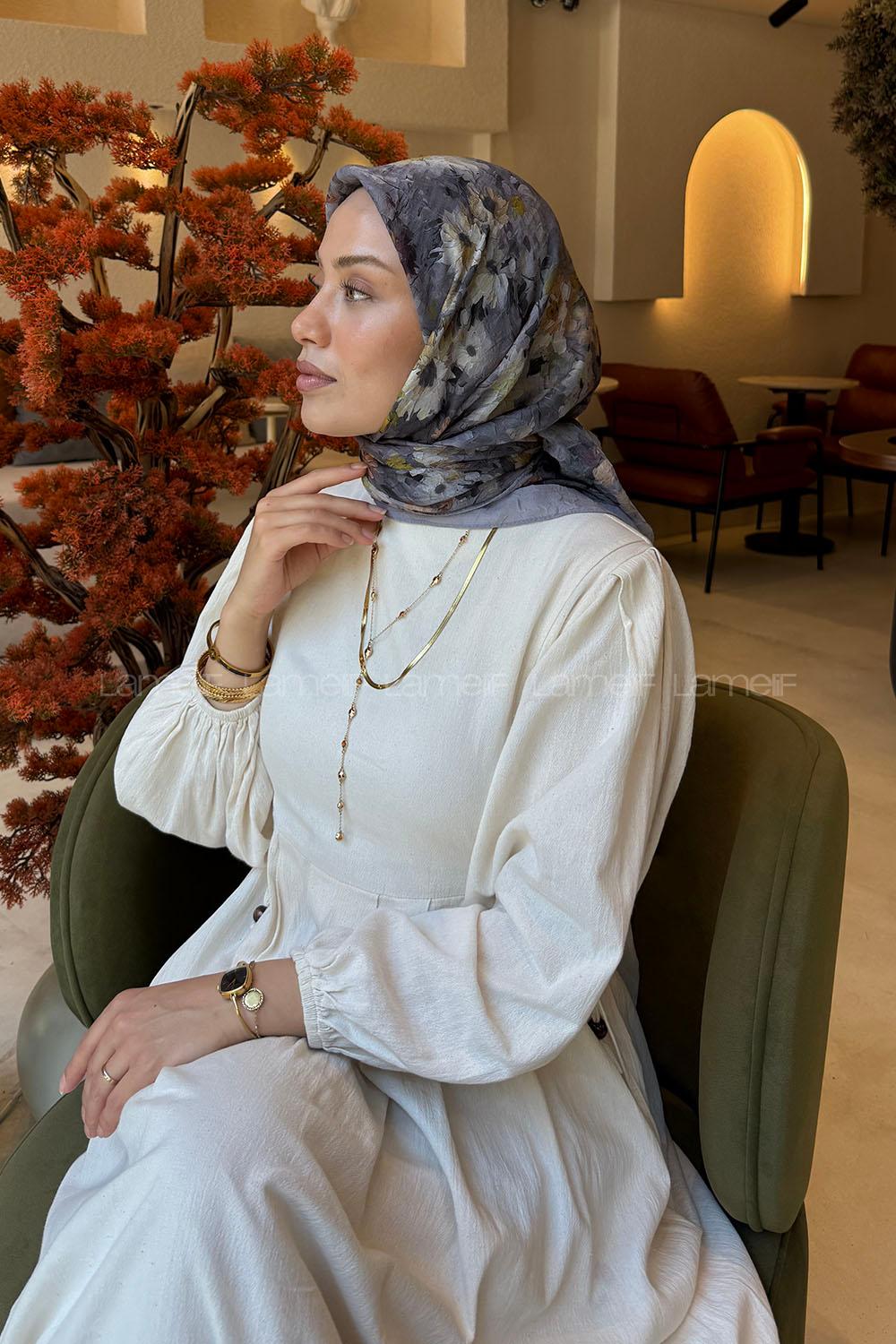 Lamelif Çiçek Desen Bambu Eşarp Gri