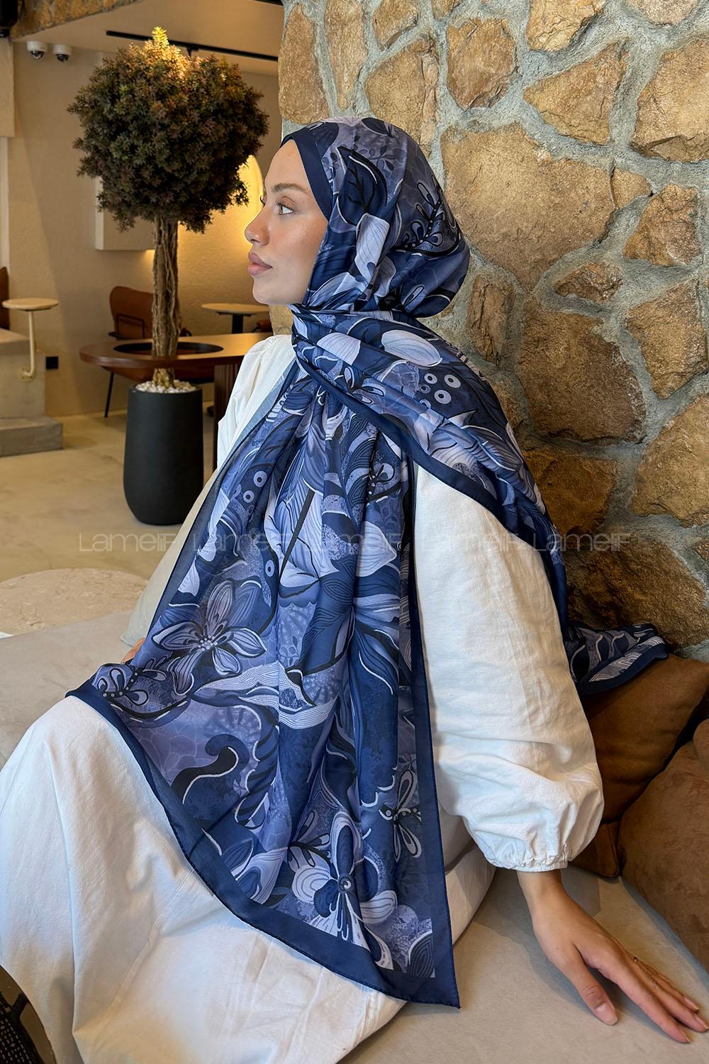 Lamelif Çiçek Desen Lara Soft Şal Lacivert