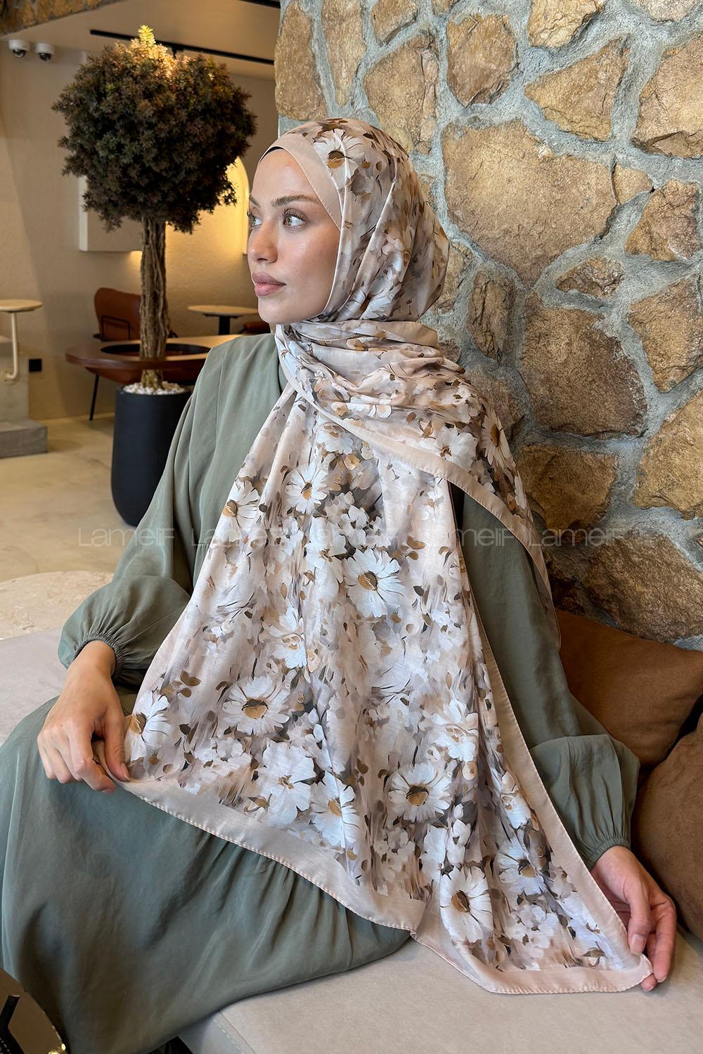 Lamelif Papatya Desen Lara Soft Şal Bej