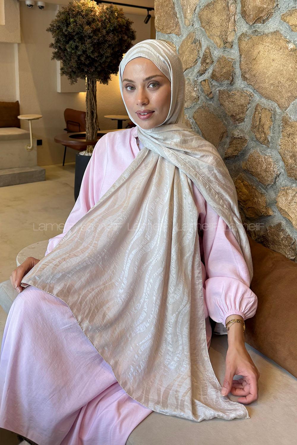 Lamelif  Shine Desen Ayrobin Floş Jakar  Şal Taş