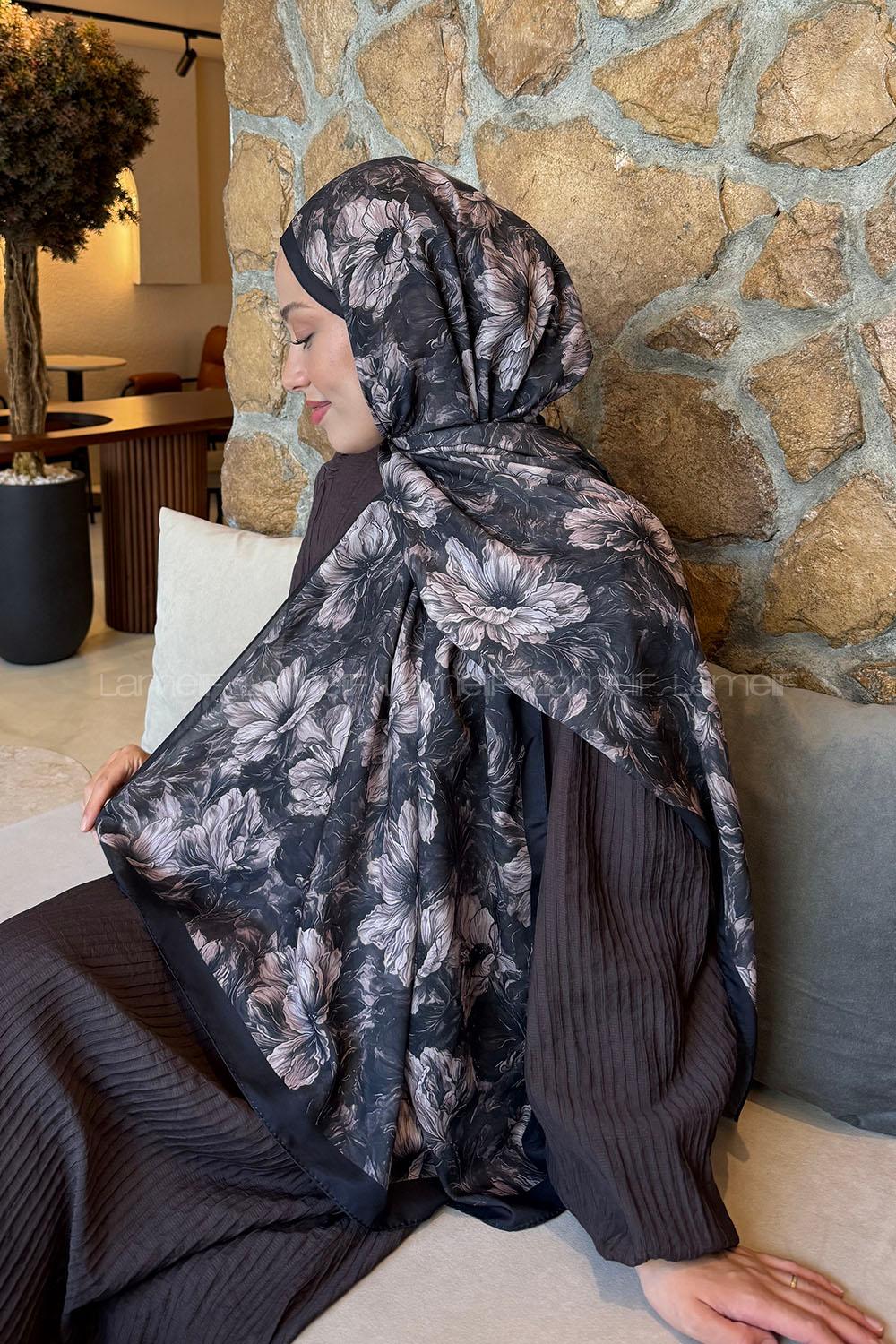 Lamelif Floral Desen Lara Soft Şal Siyah