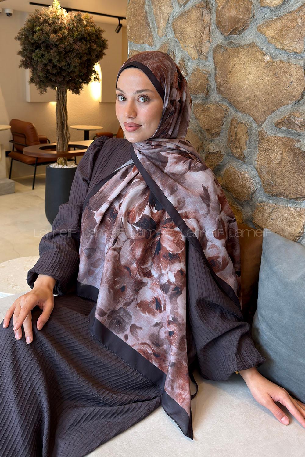 Lamelif Zambak Desen Lara Soft Şal Kahverengi