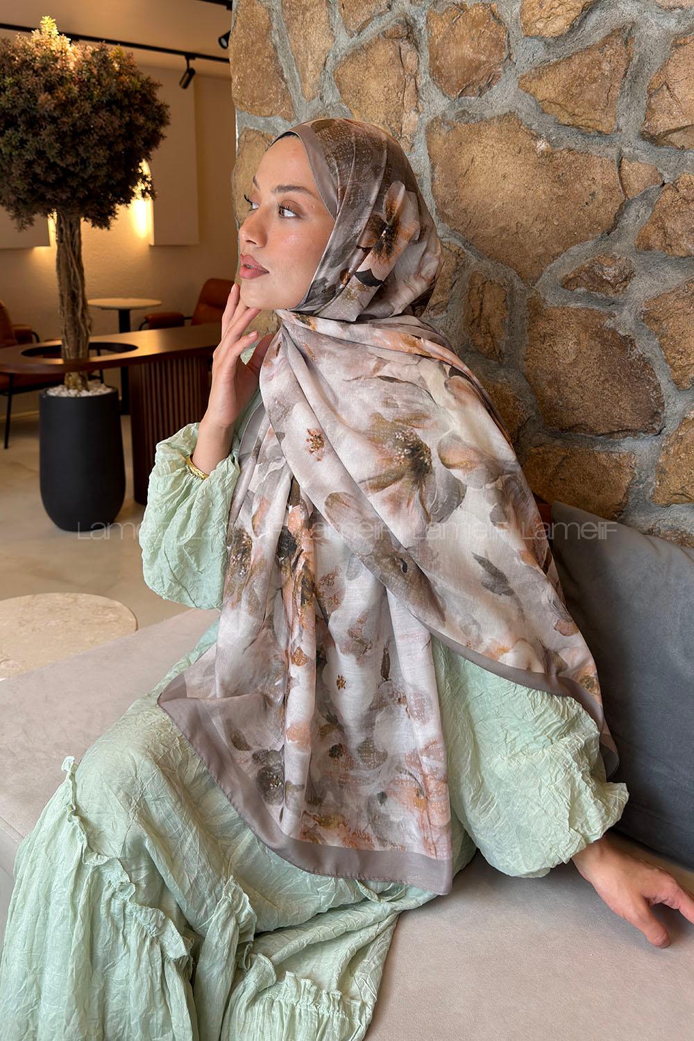 Lamelif Zambak Desen Lara Soft Şal Toprak