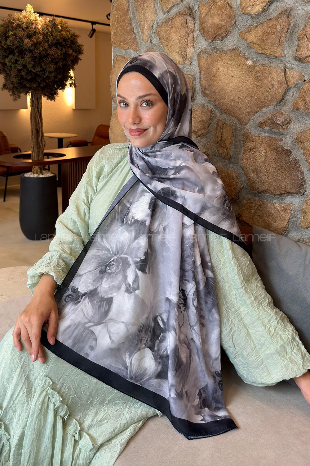 Lamelif Poeny Desen Lara Soft Şal Siyah