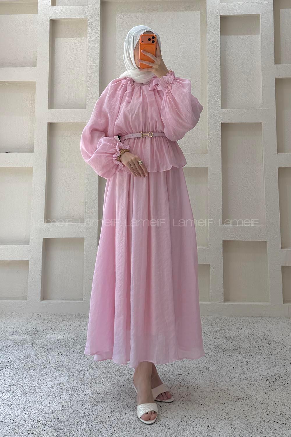 Lamelif Yakası Fiyonklu Etekli Takım Pembe