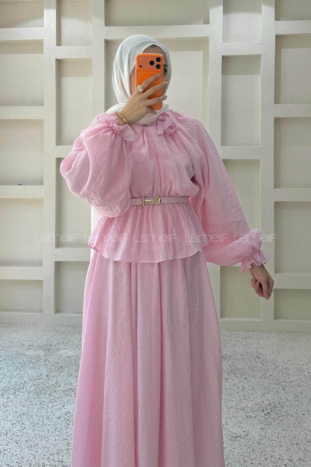 Lamelif Yakası Fiyonklu Etekli Takım Pembe