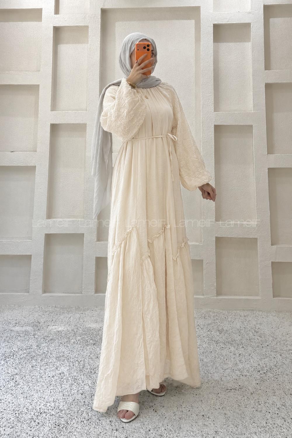 Cream Crew Neck Unprinted Dresess