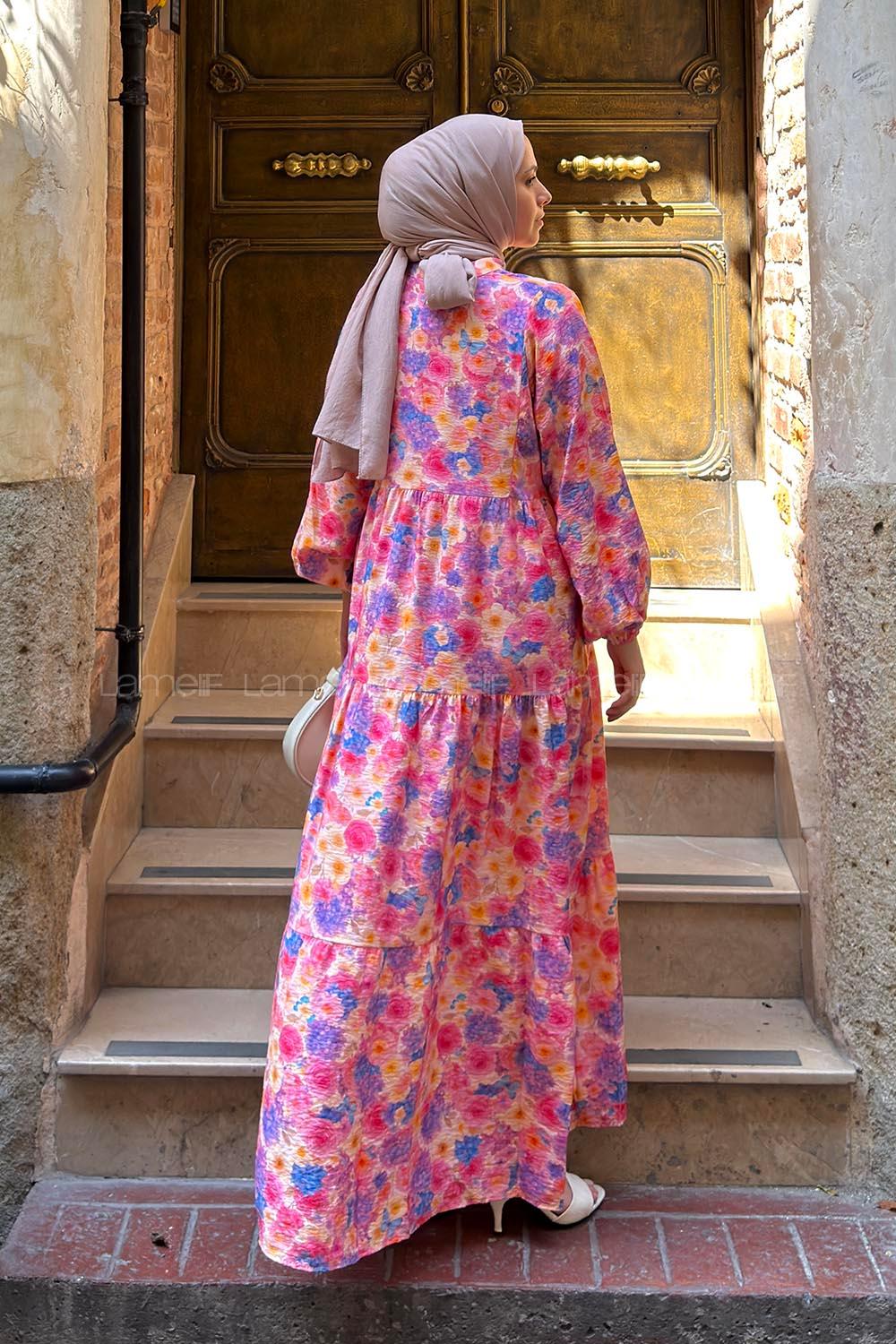 Lamelif V Yaka Çiçek Desenli Elbise Pembe
