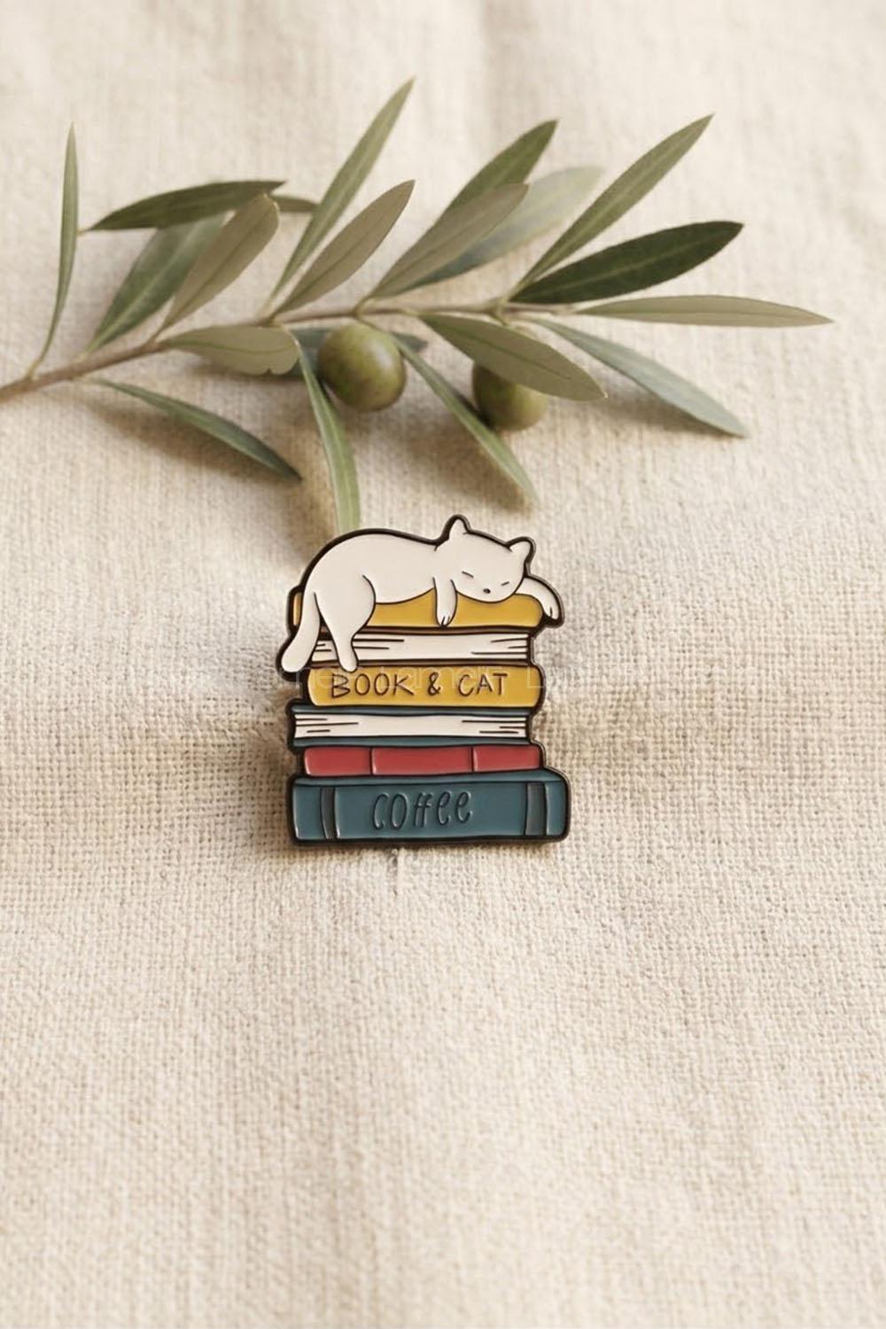 lamelif Kitap ve Kedi Broş