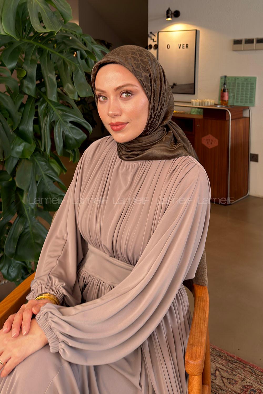 Lamelif Bloom Desen Ayrobin Floş Jakar Eşarp Koyu Yeşil