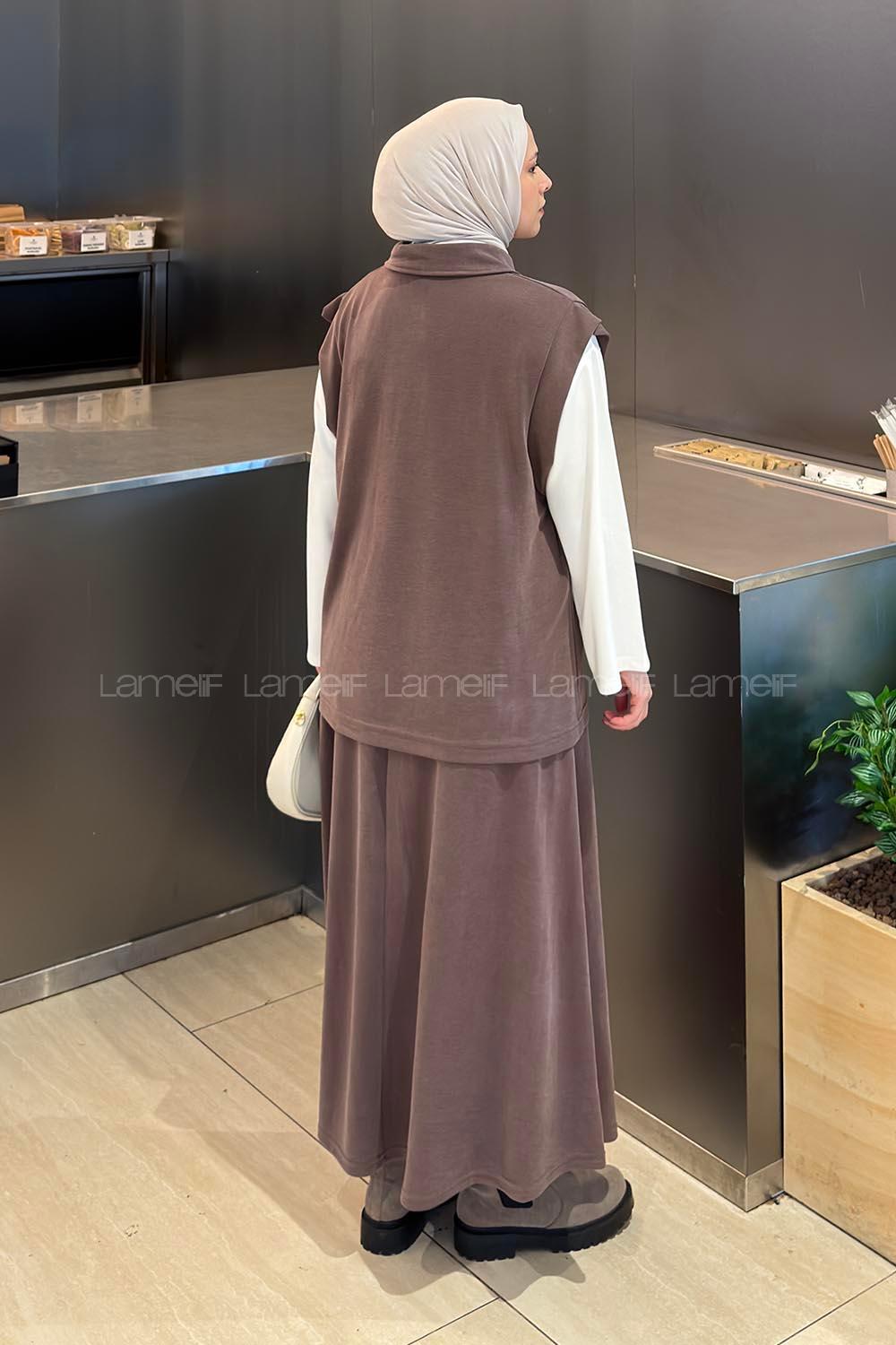 Brown With Milk Shirt Collar Sleeveless Arm With Zipper Pleated Suit