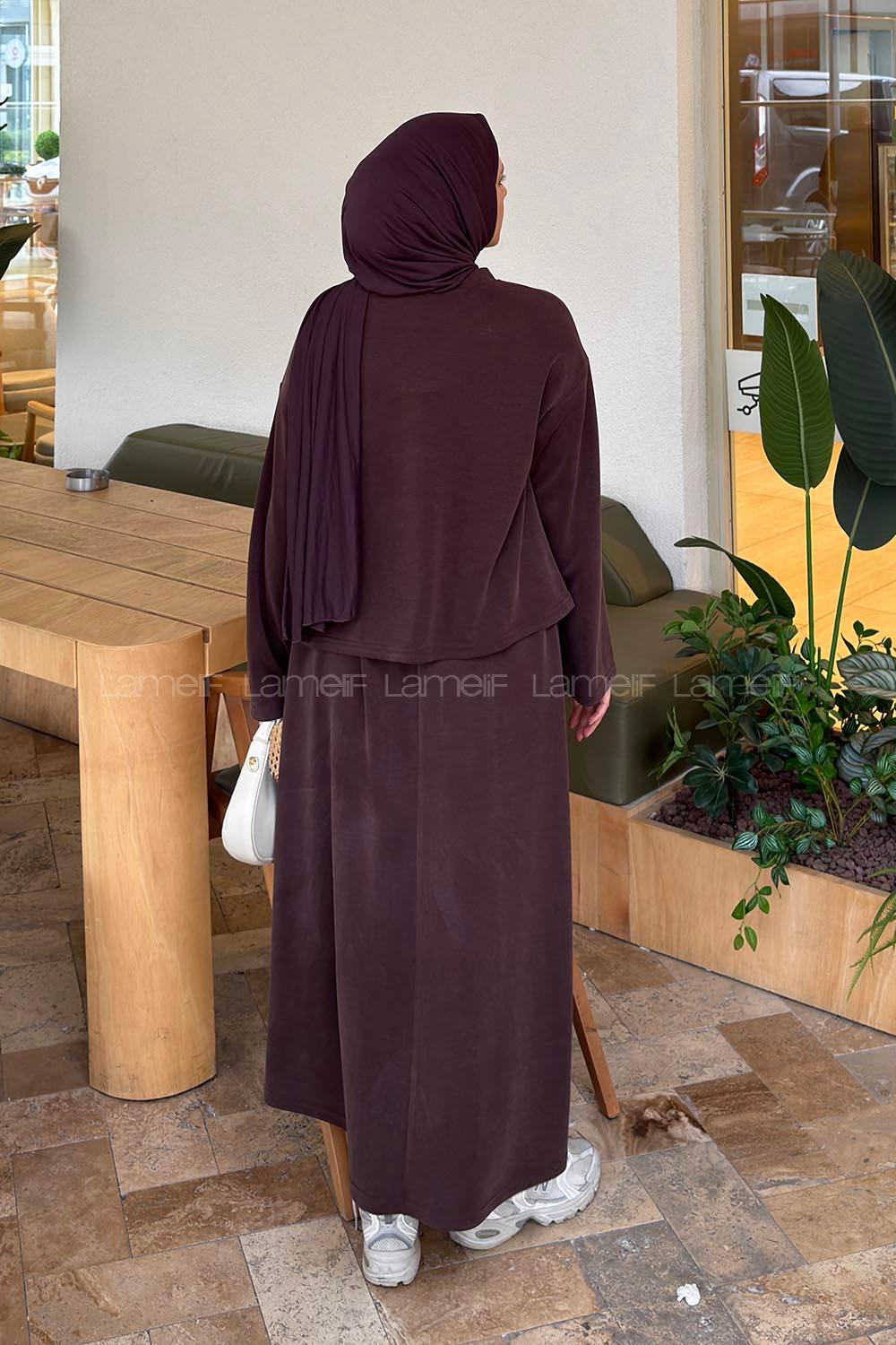 Brown Crew Neck Long Arm With Zipper Pleated Suit