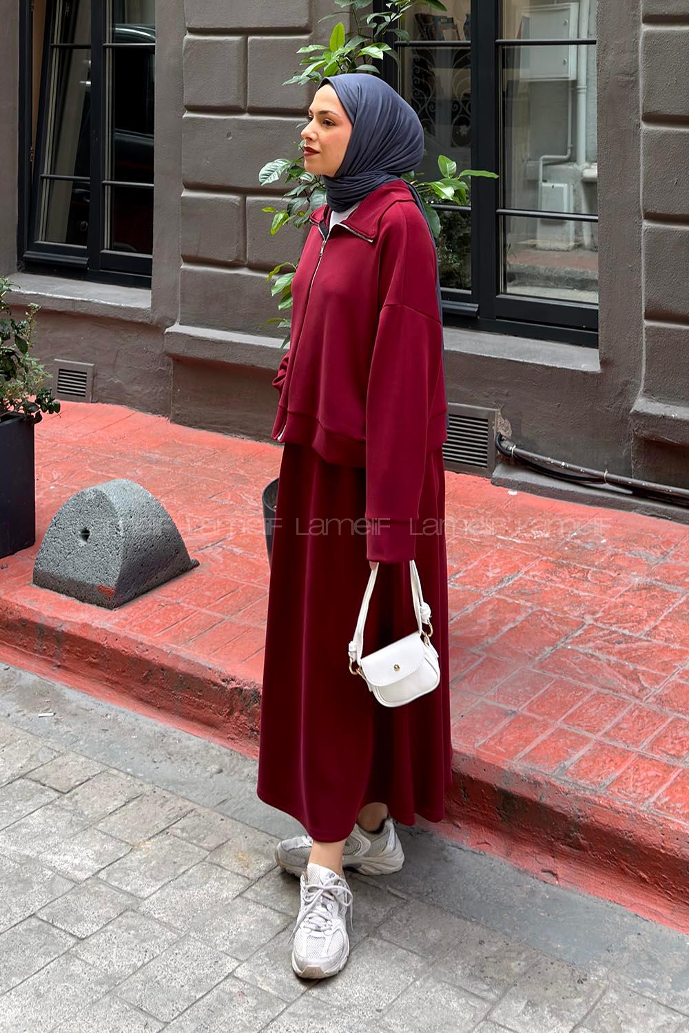 Claret Red Zippered Neck Long Arm With Zipper Pleated Suit