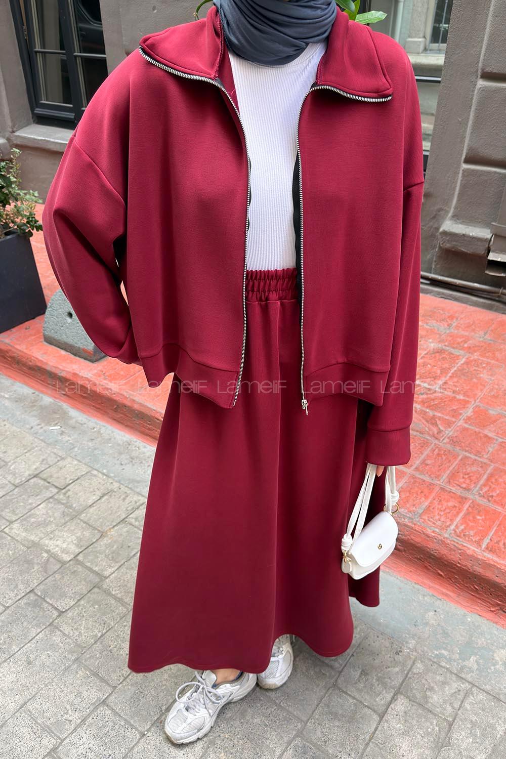 Claret Red Zippered Neck Long Arm With Zipper Pleated Suit