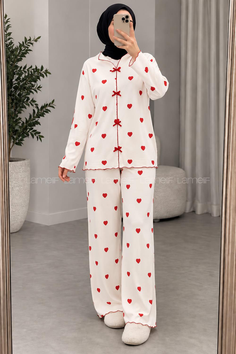 Lamelif Kalp Desenli Fiyonk Detaylı Pijama Takımı