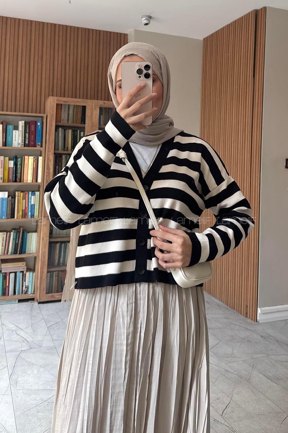 Lamelif Çizgili Crop Hırka Siyah